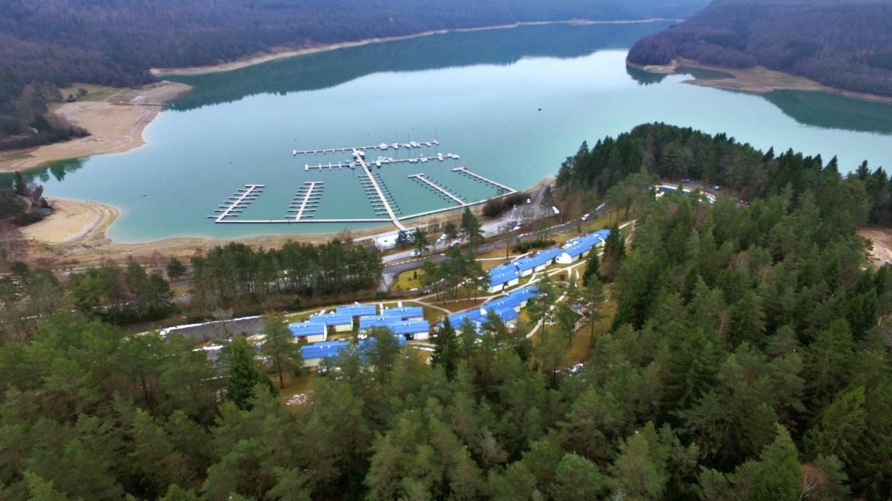 Vvf Jura Lac De Vouglans Maisod Exteriér fotografie